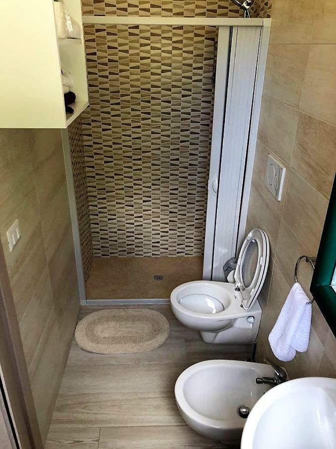 Le Stanze Di Casa Polinisso Hostal Carovigno Exterior foto