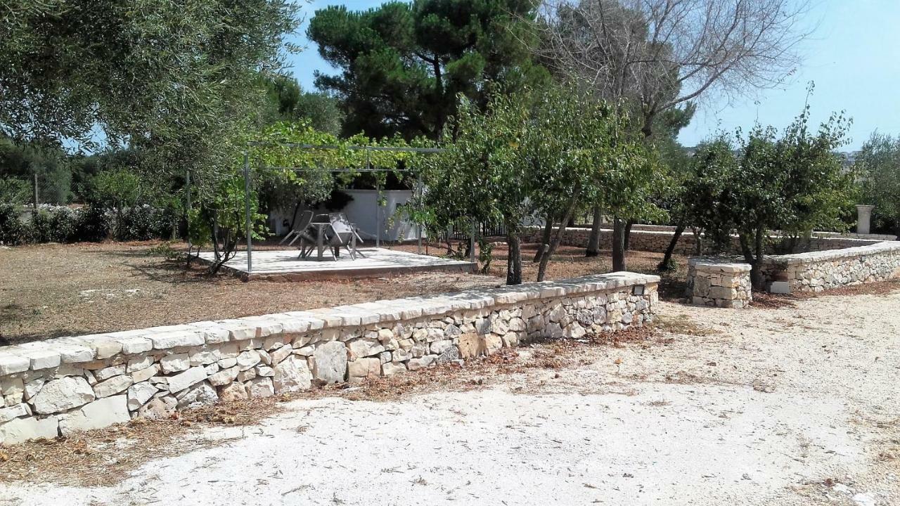 Le Stanze Di Casa Polinisso Hostal Carovigno Exterior foto